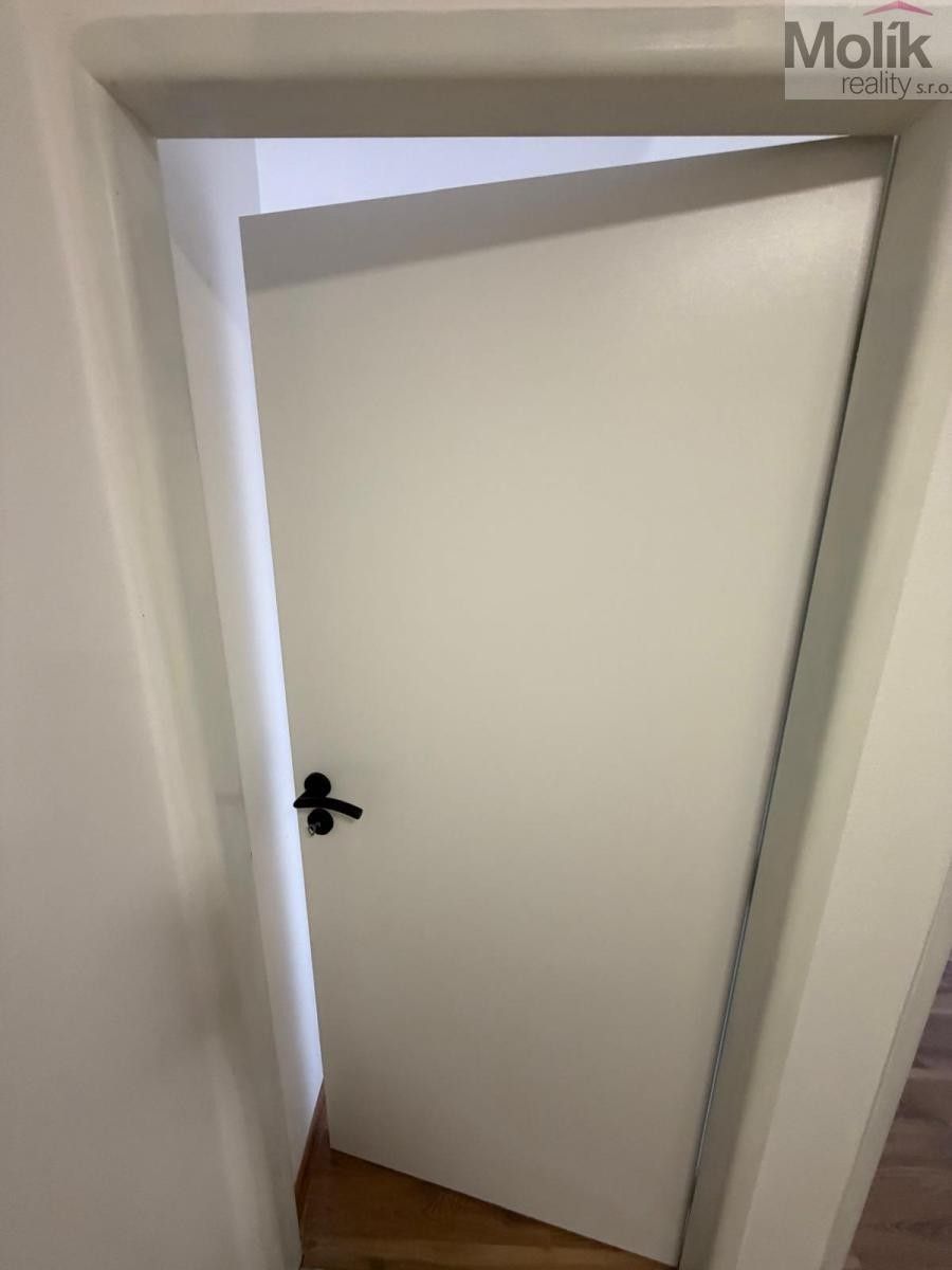 Pronájem bytu 2+1 56 m² - foto 7
