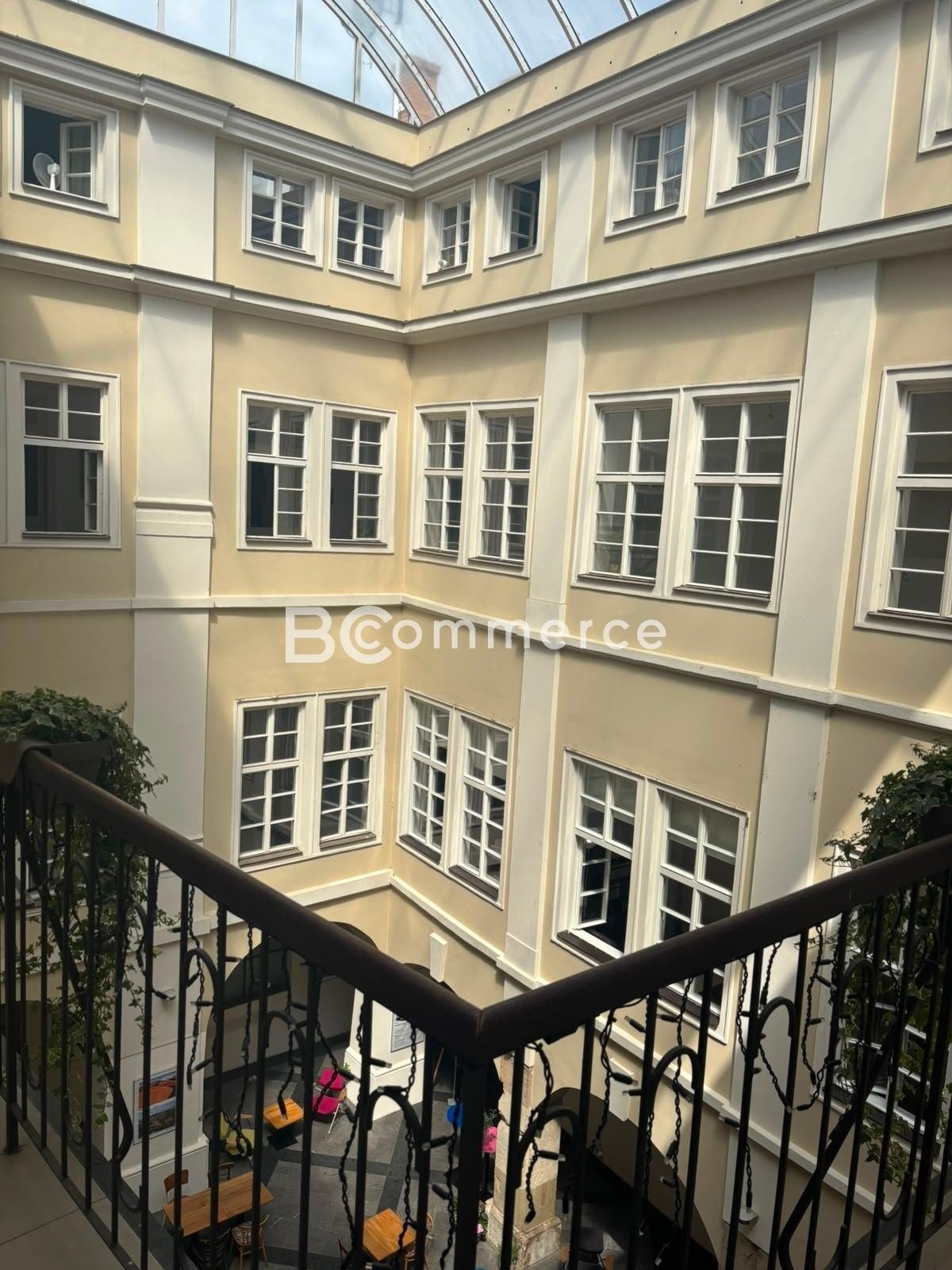 Pronájem komerčního prostoru 67 m² - foto 8