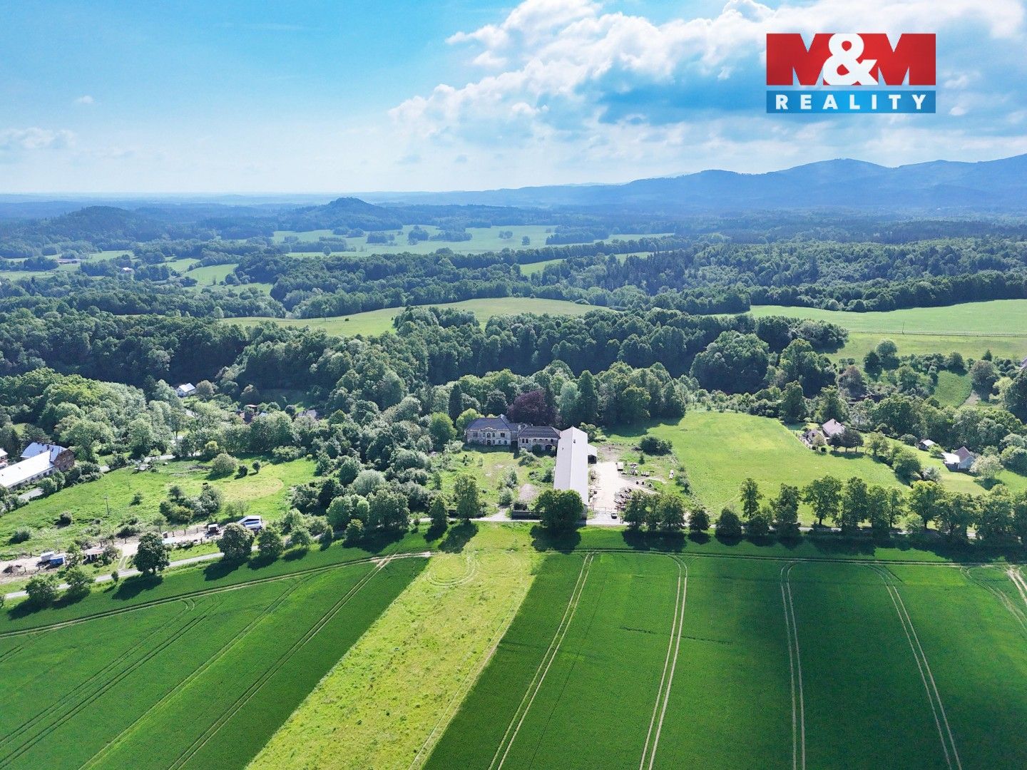 Prodej nemovitosti 1400 m² - foto 4