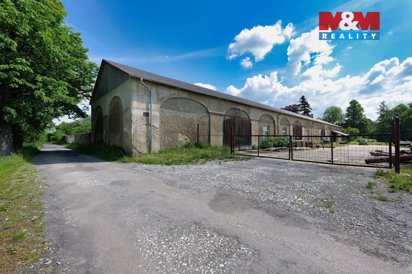 Prodej nemovitosti 1400 m² - foto 11