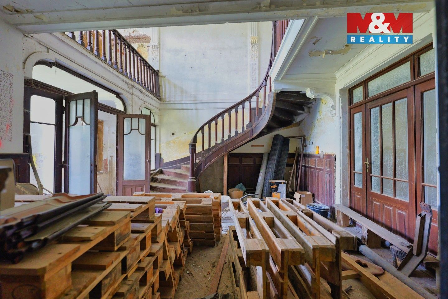 Prodej nemovitosti 1400 m² - foto 13