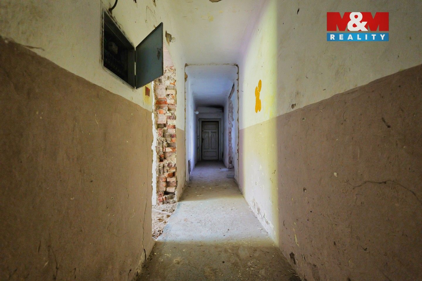 Prodej nemovitosti 1400 m² - foto 22