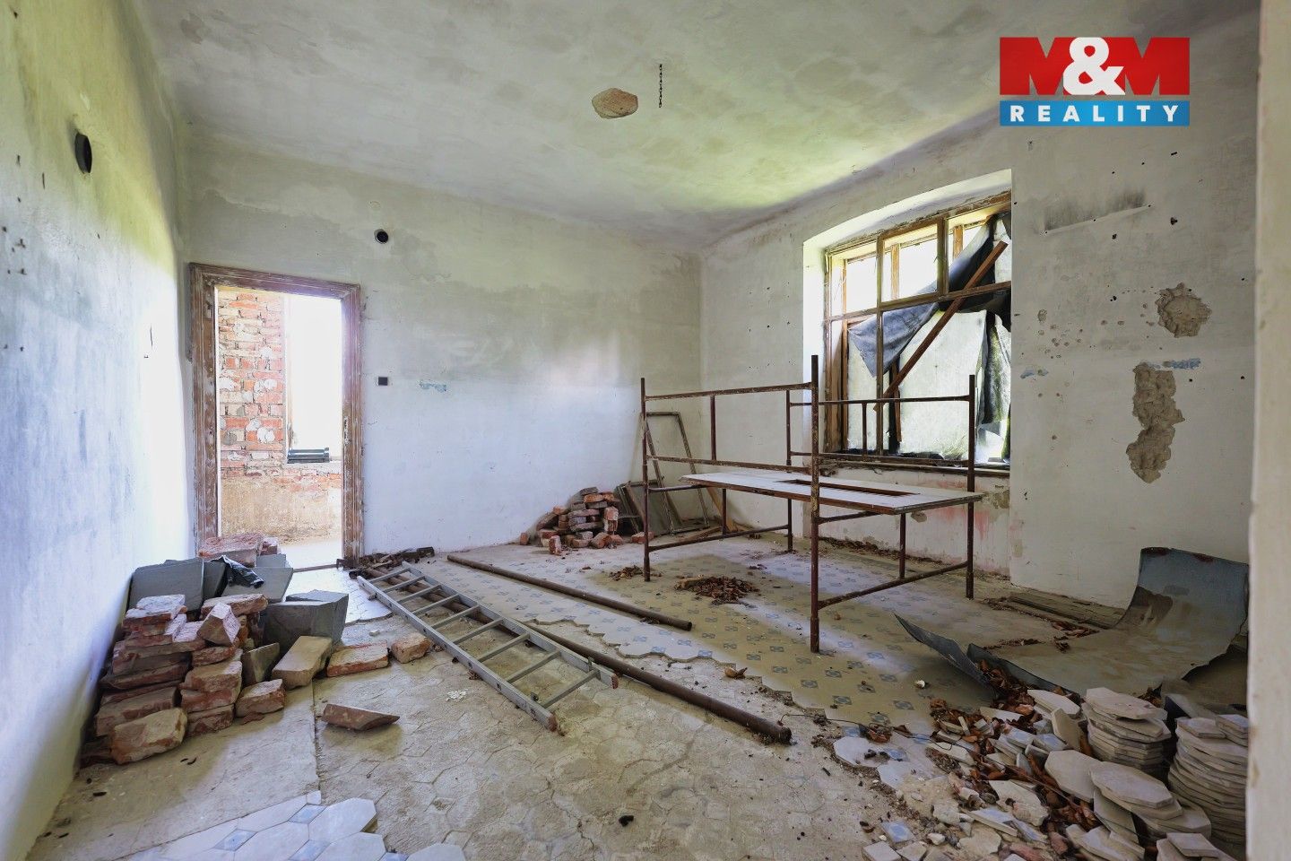 Prodej nemovitosti 1400 m² - foto 24