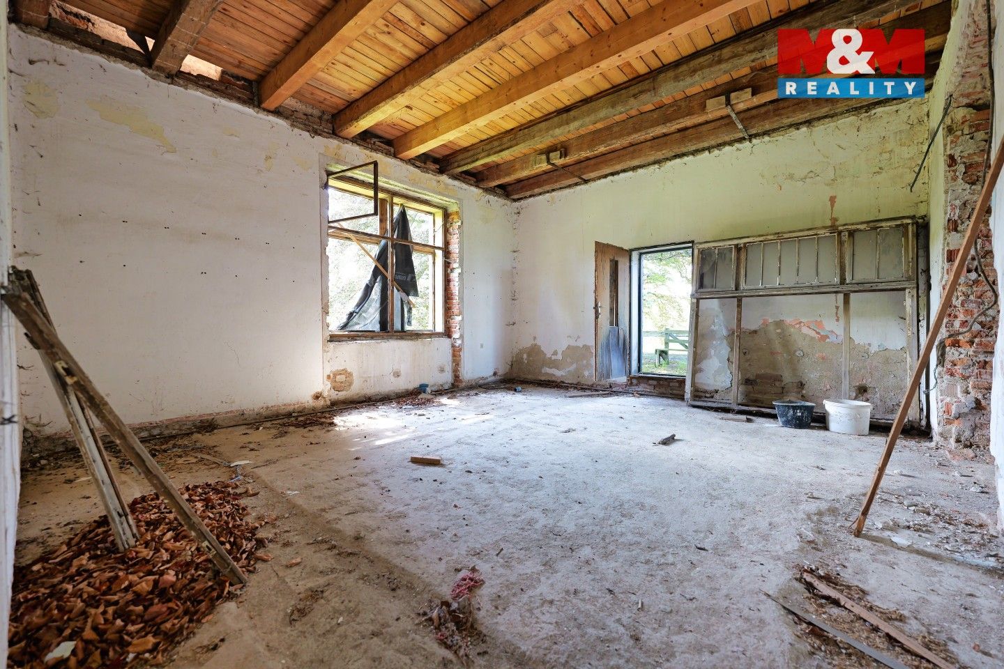 Prodej nemovitosti 1400 m² - foto 29
