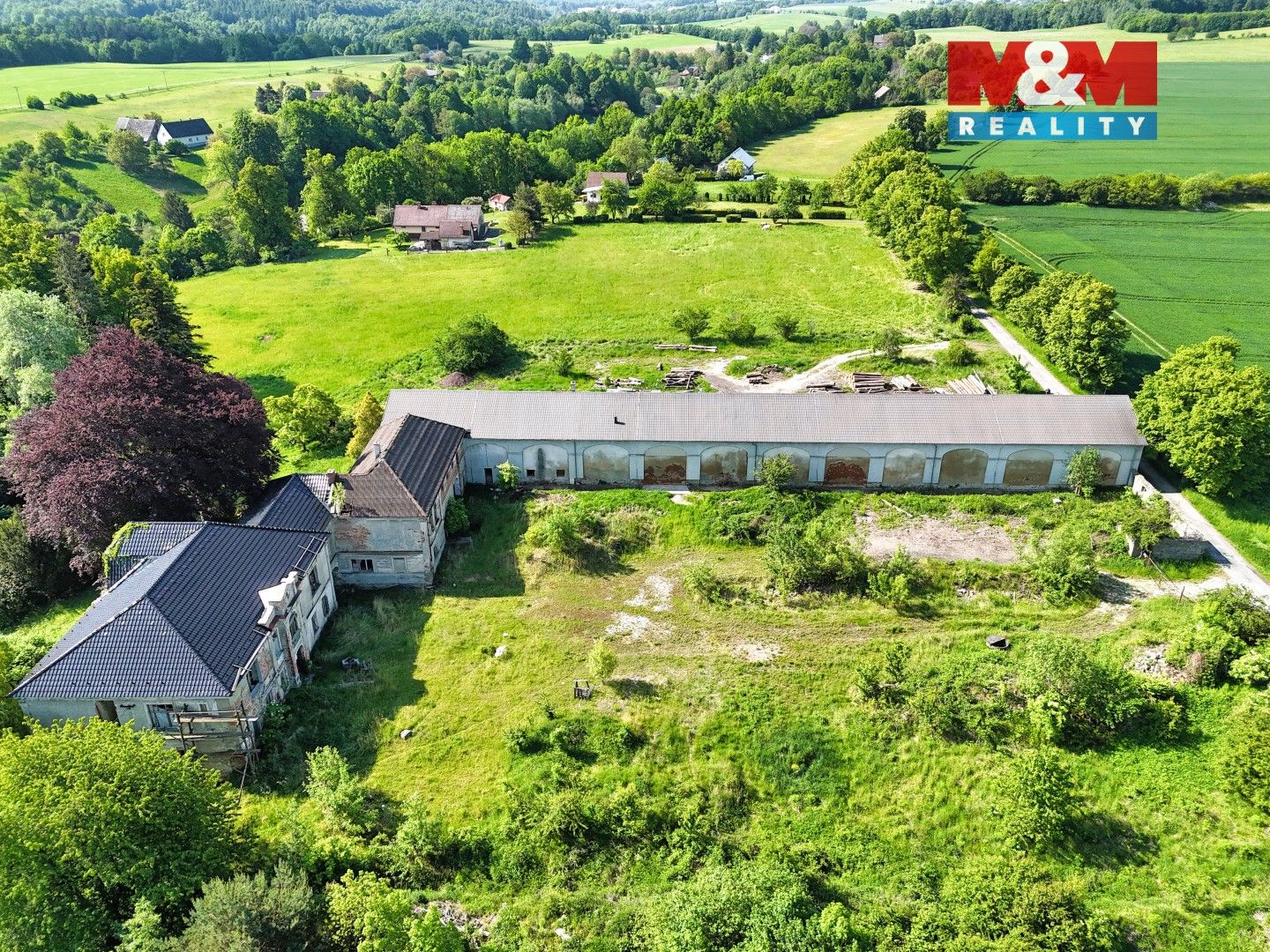 Prodej nemovitosti 1400 m² - foto 35