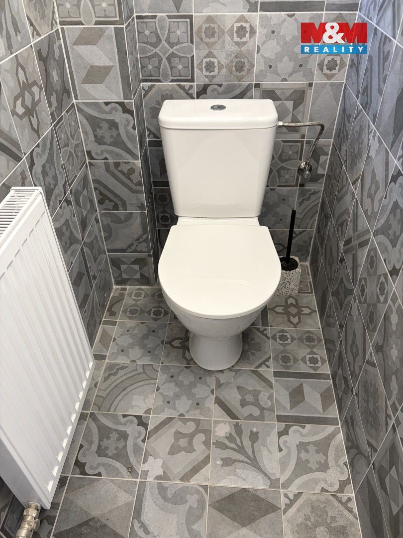 Pronájem bytu 2+1 69 m² - foto 4
