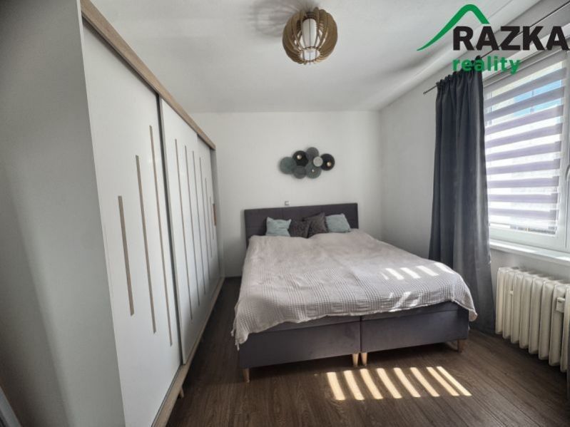 Pronájem bytu 3+1 69 m² - foto 3