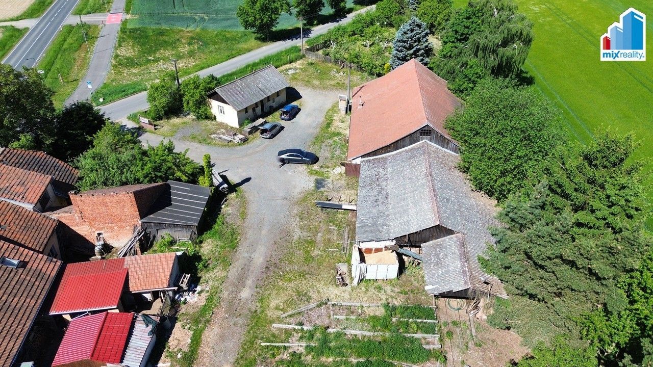 Prodej komerčního prostoru 730 m² - foto 2