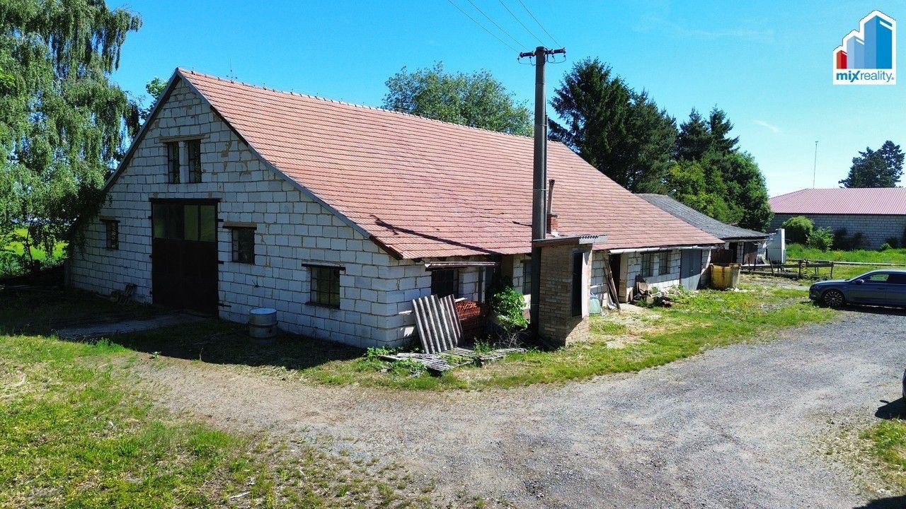 Prodej komerčního prostoru 730 m² - foto 9