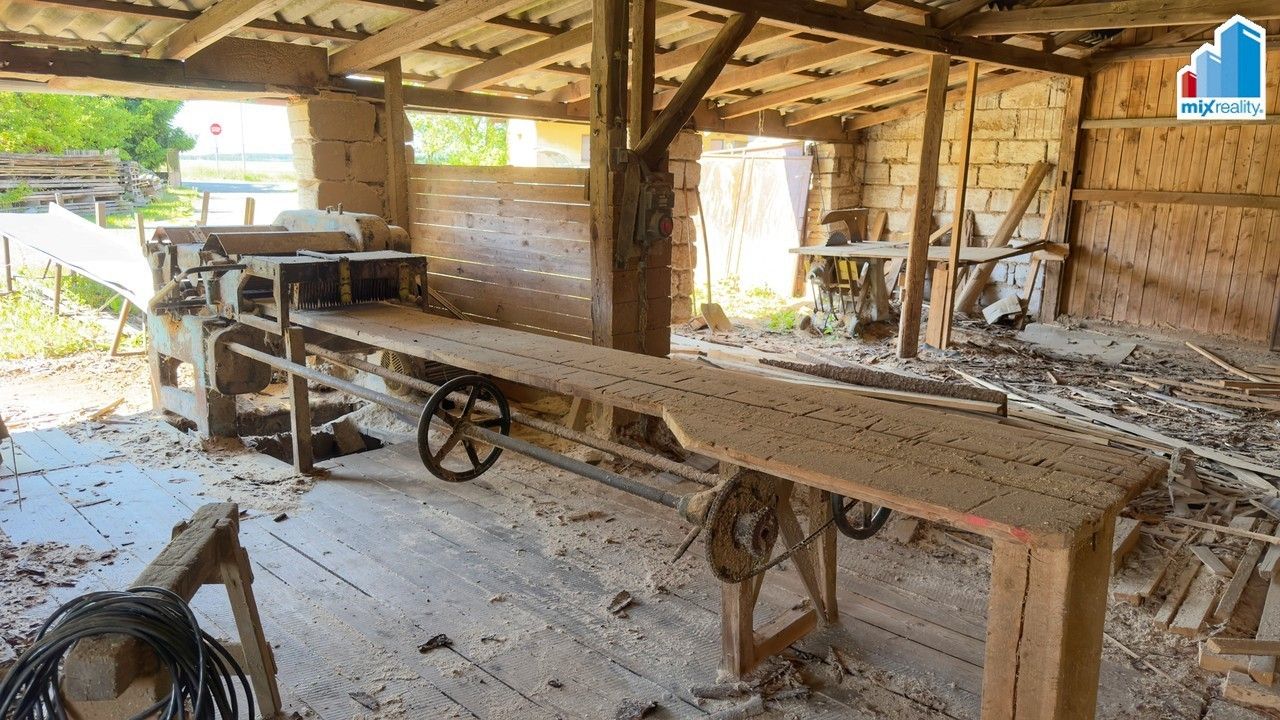 Prodej komerčního prostoru 730 m² - foto 17