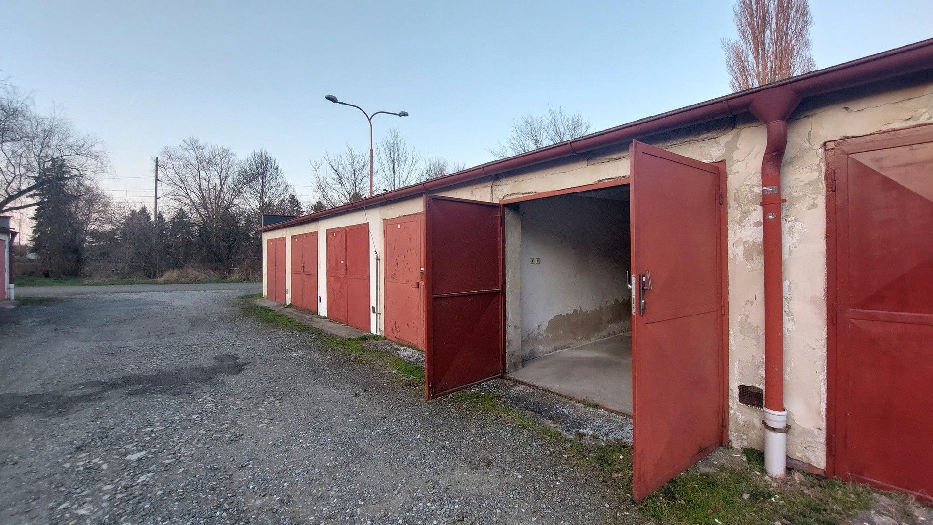 Prodej nemovitosti 17 m² - foto 1