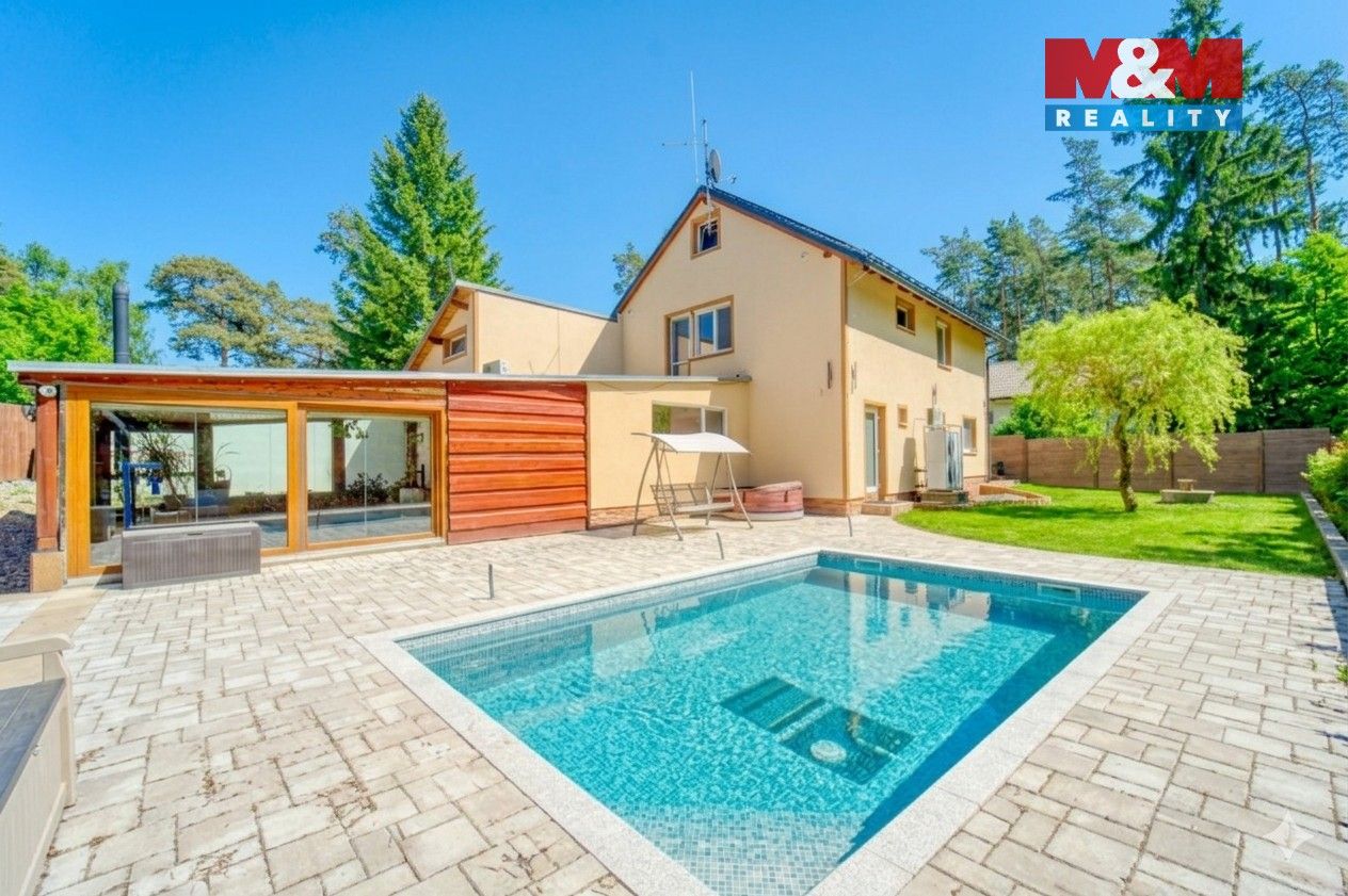 Prodej domu 250 m² - foto 2