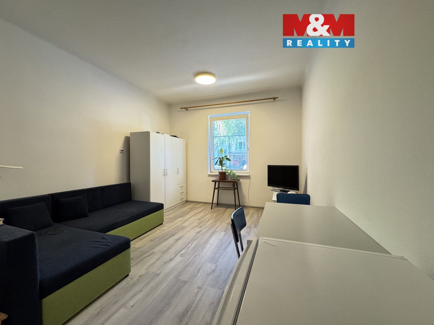 Pronájem bytu 1+kk 23 m² - foto 1