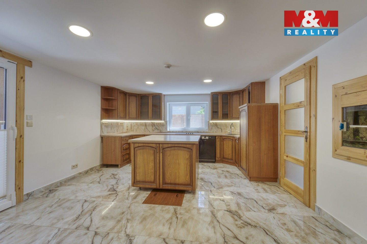 Prodej domu 250 m² - foto 9