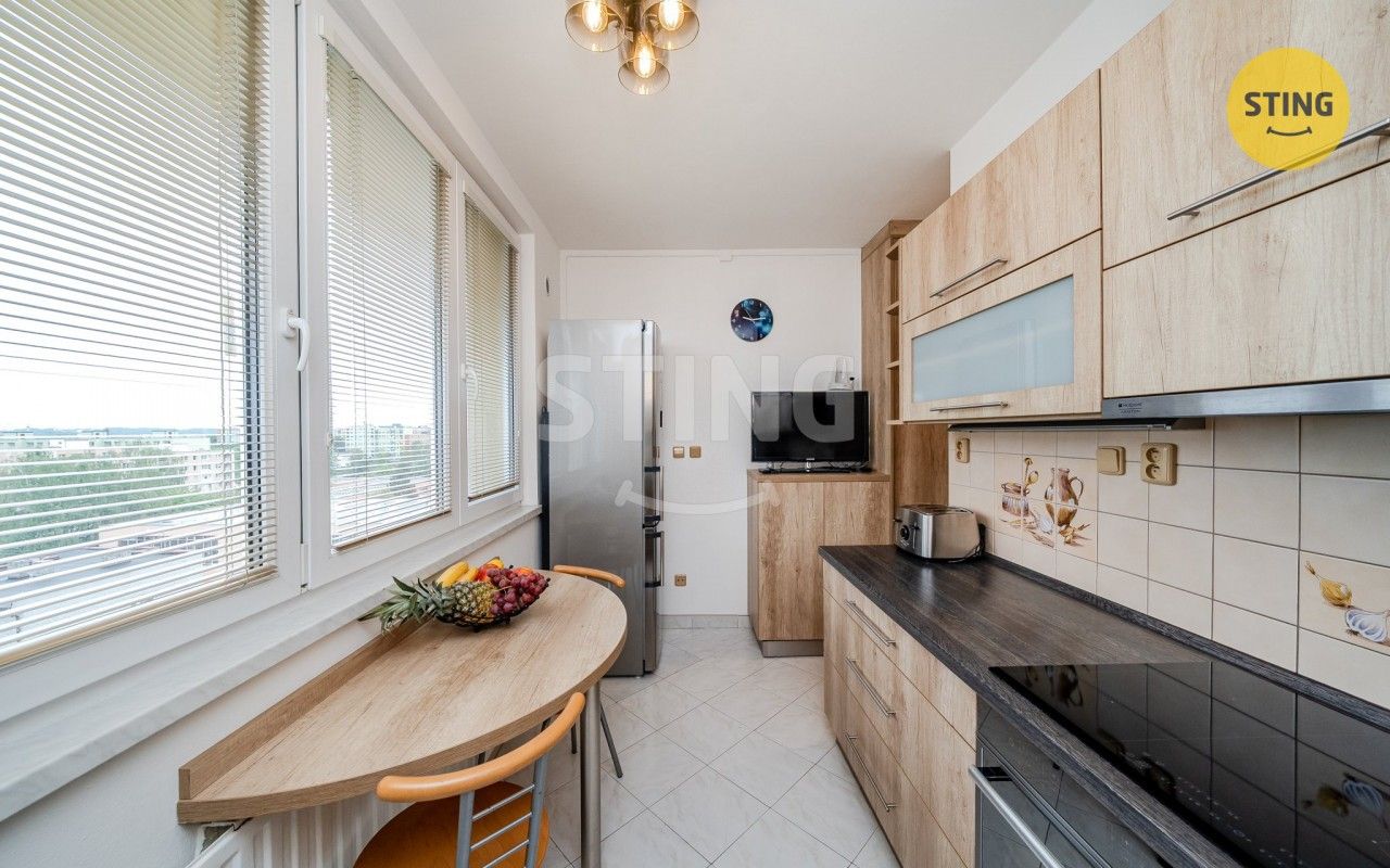 Prodej bytu 3+1 70 m² - foto 1