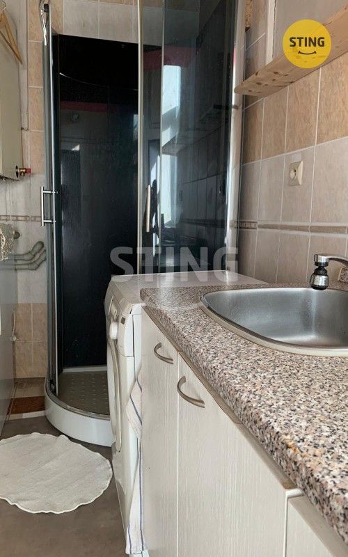 Pronájem komerčního prostoru 82 m² - foto 3