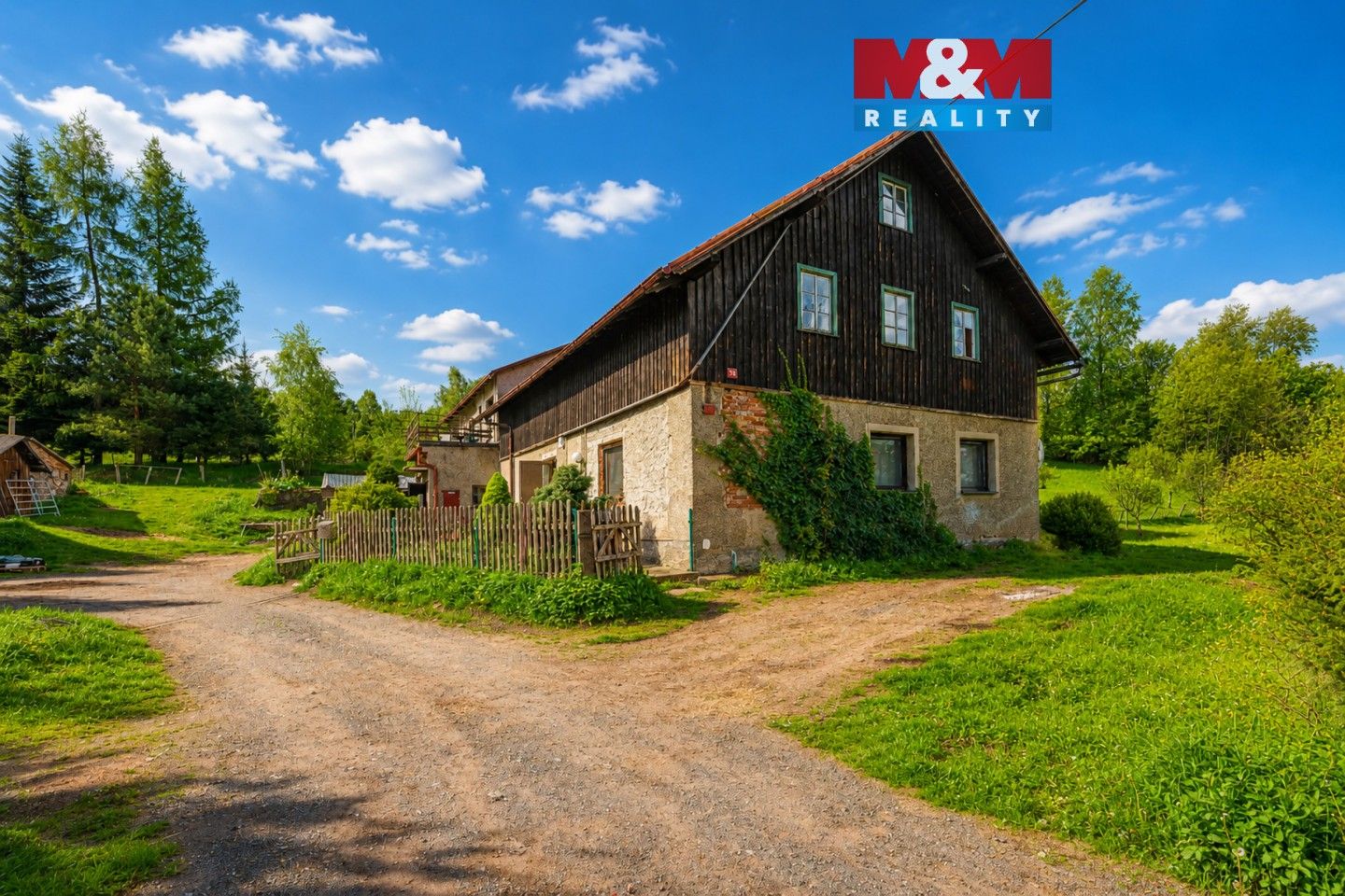 Prodej domu 180 m² - foto 1