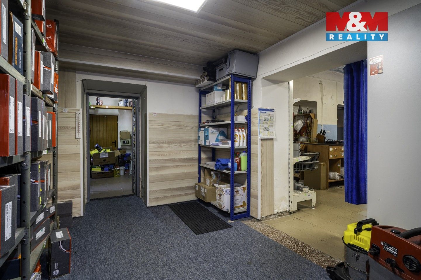 Prodej komerčního prostoru 383 m² - foto 7