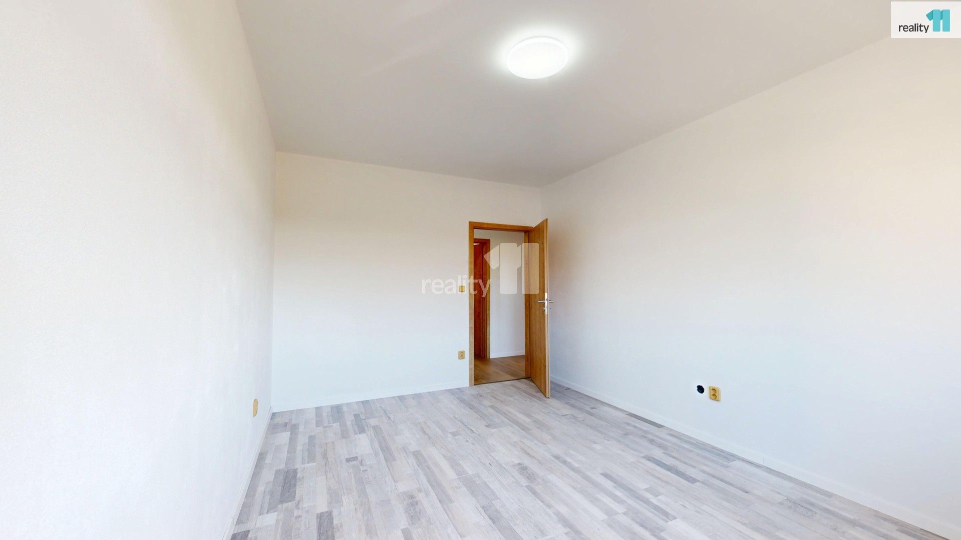 Pronájem bytu 3+kk 80 m² - foto 9