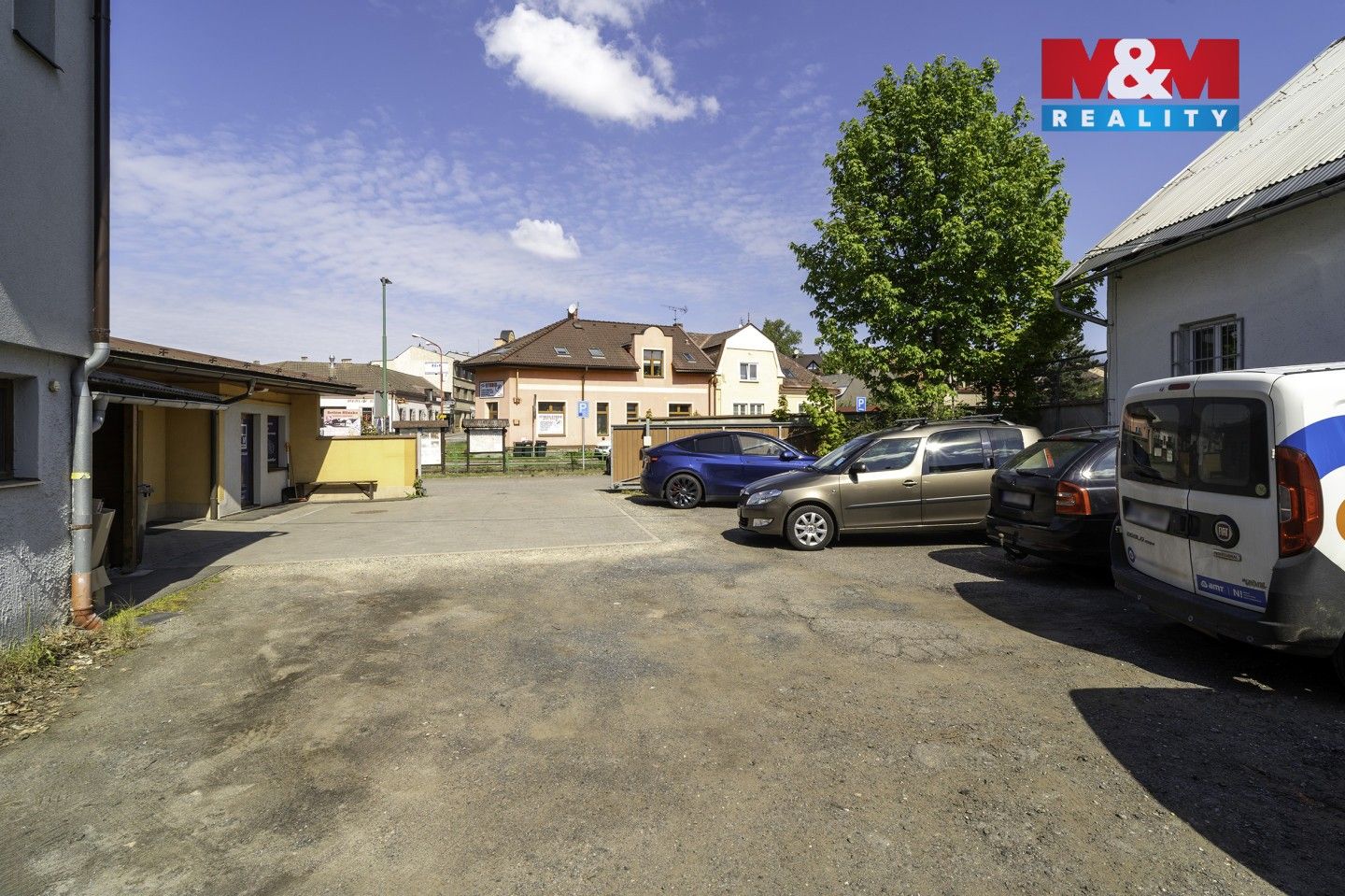Prodej komerčního prostoru 383 m² - foto 19