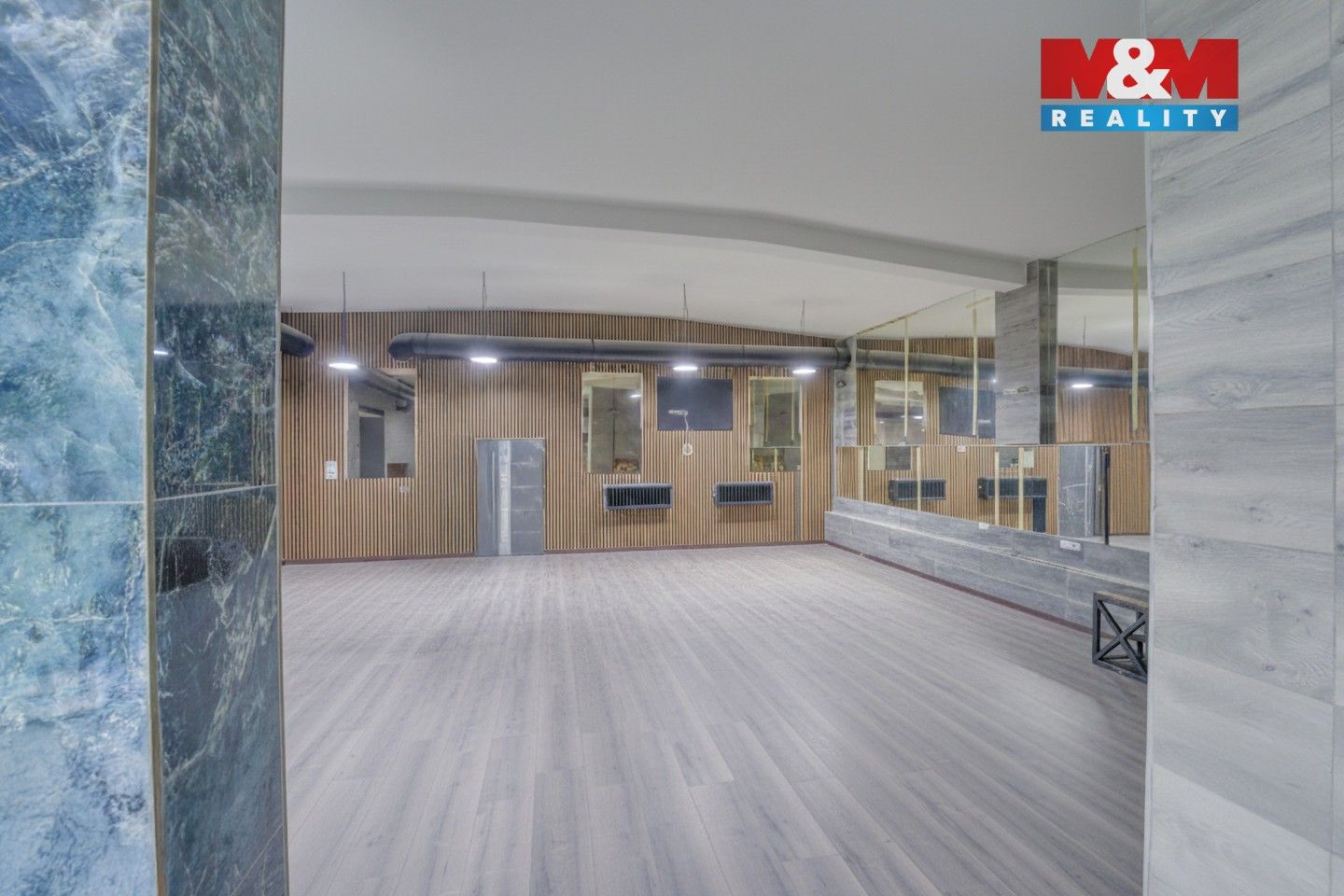 Prodej komerčního prostoru 952 m² - foto 3