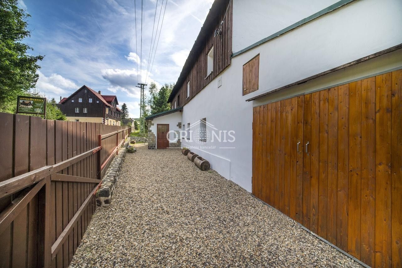 Prodej domu 380 m² - foto 7