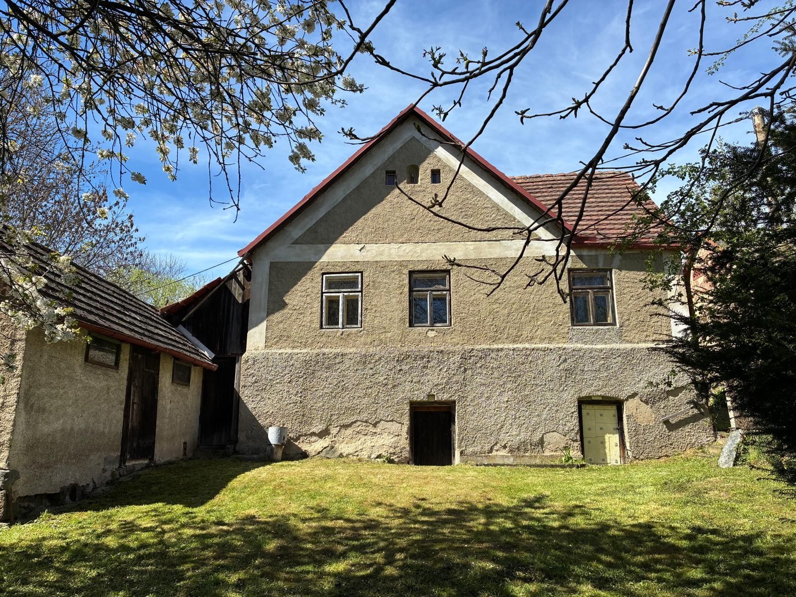 Prodej domu 90 m² - foto 1