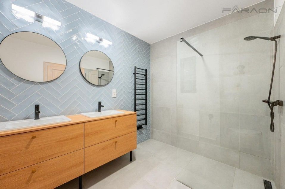 Pronájem bytu 4+kk 160 m² - foto 5