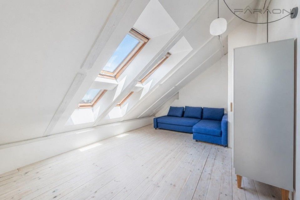Pronájem bytu 4+kk 160 m² - foto 12