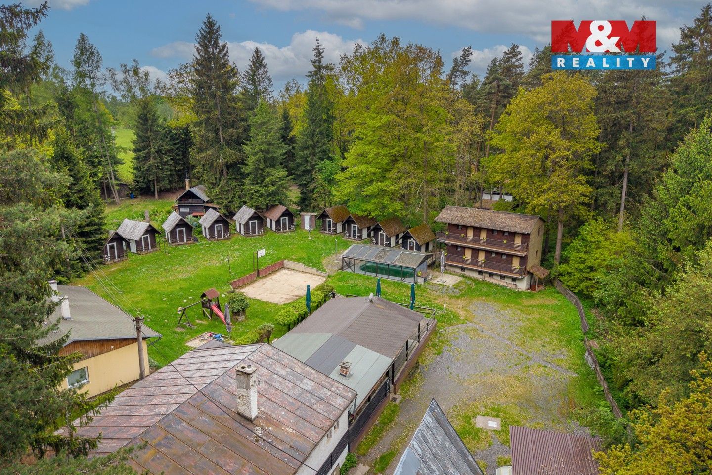 Pronájem nemovitosti 795 m² - foto 2