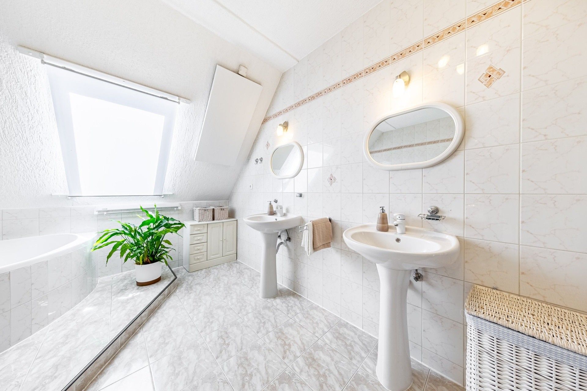 Prodej domu 304 m² - foto 23