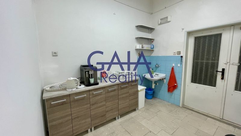 Pronájem komerčního prostoru 56 m² - foto 6