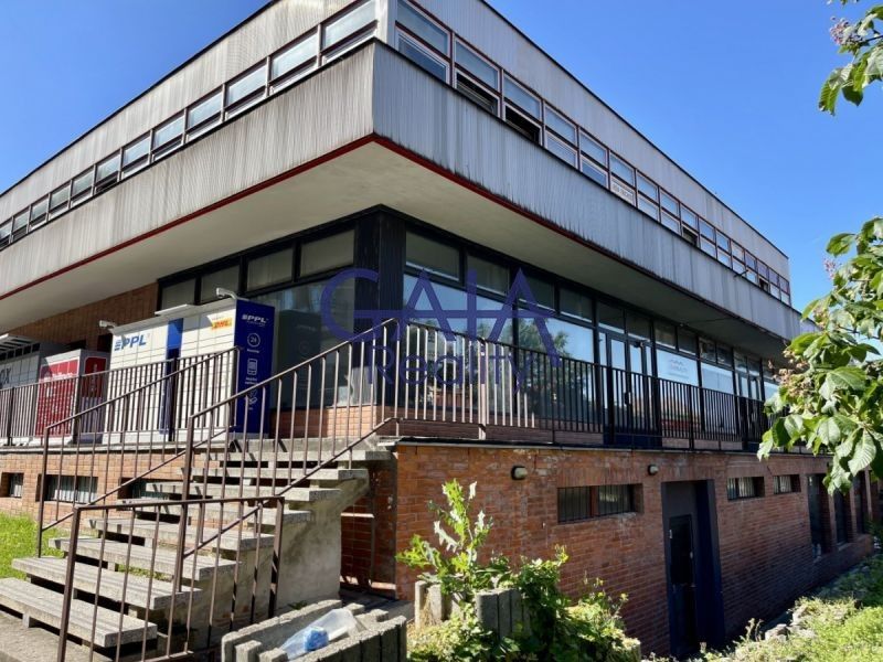 Pronájem komerčního prostoru 56 m² - foto 11