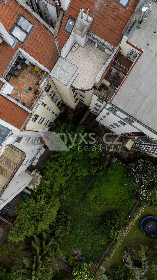 Pronájem bytu 3+kk 135 m² - foto 13
