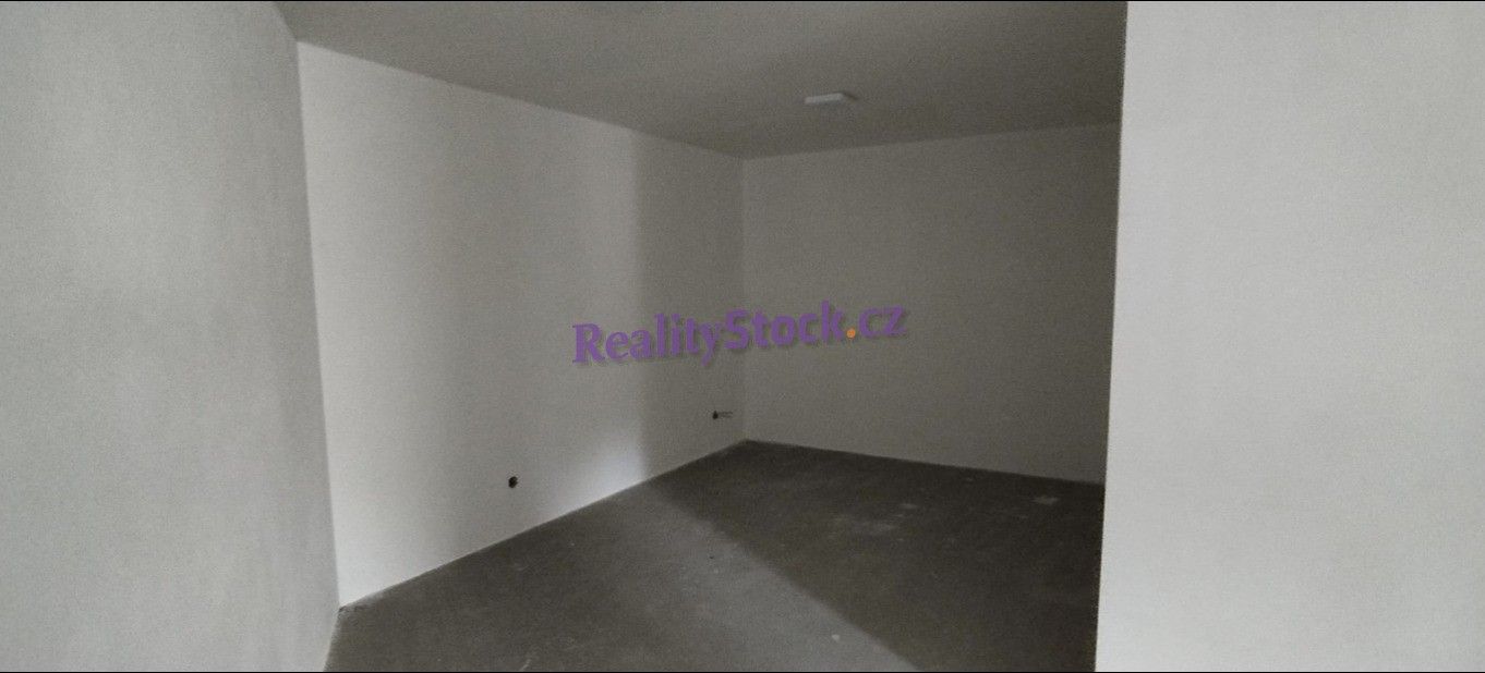 Pronájem komerčního prostoru 150 m² - foto 3
