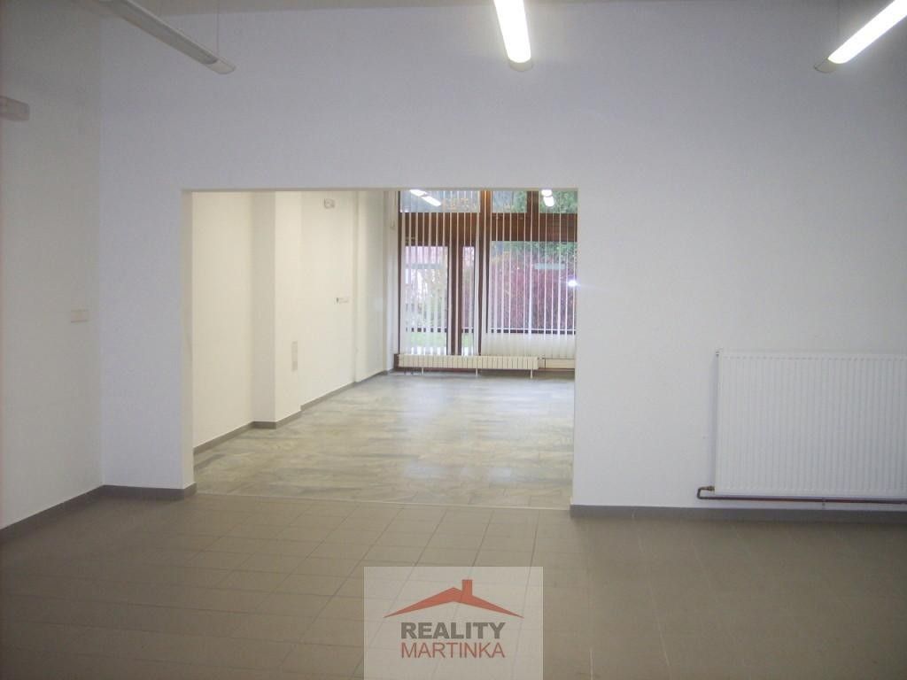 Pronájem komerčního prostoru 130 m² - foto 2