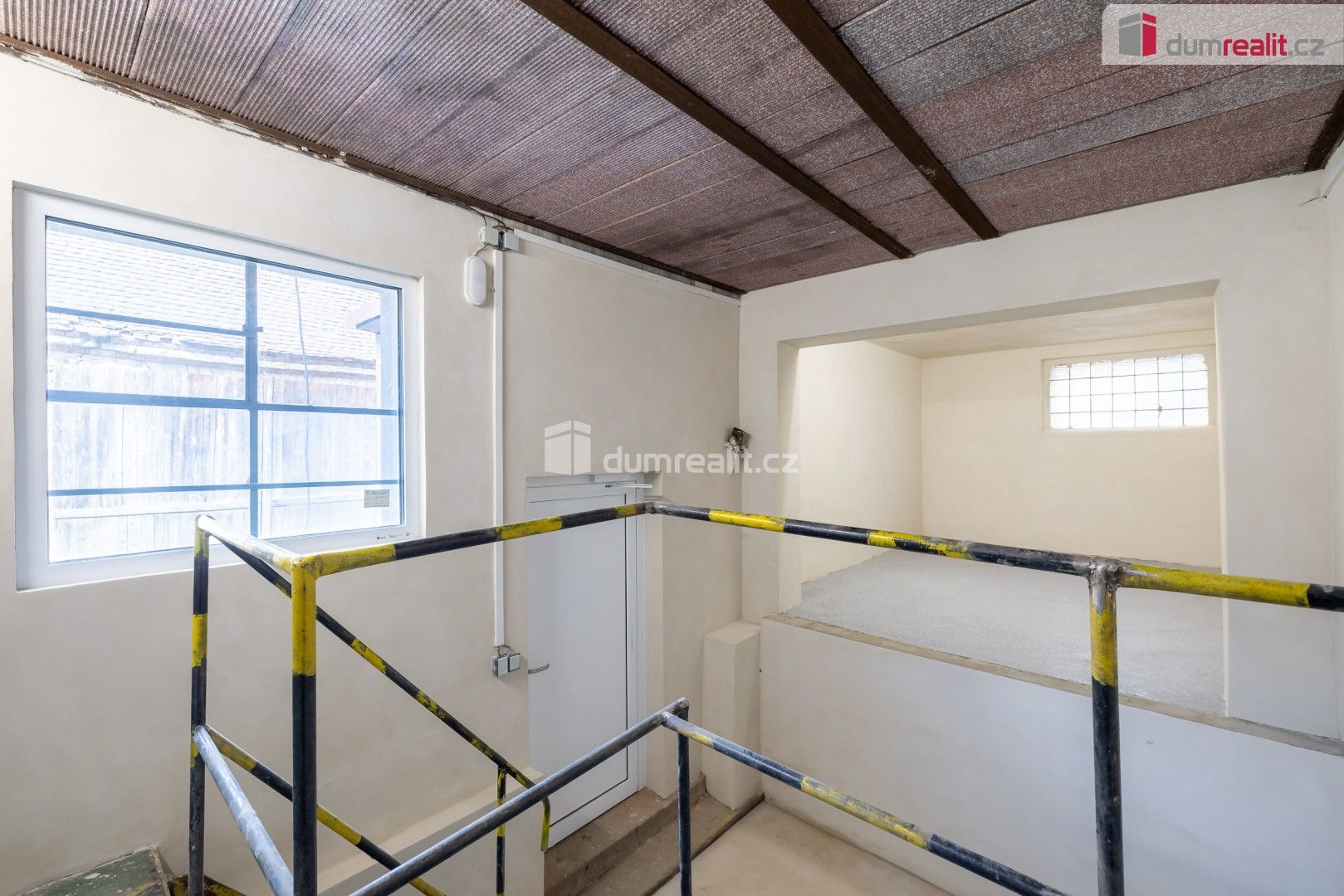 Pronájem komerčního prostoru 753 m² - foto 14