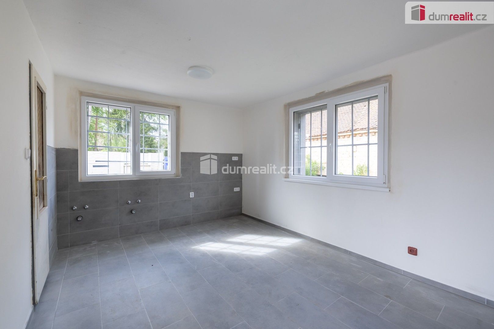 Pronájem komerčního prostoru 753 m² - foto 17