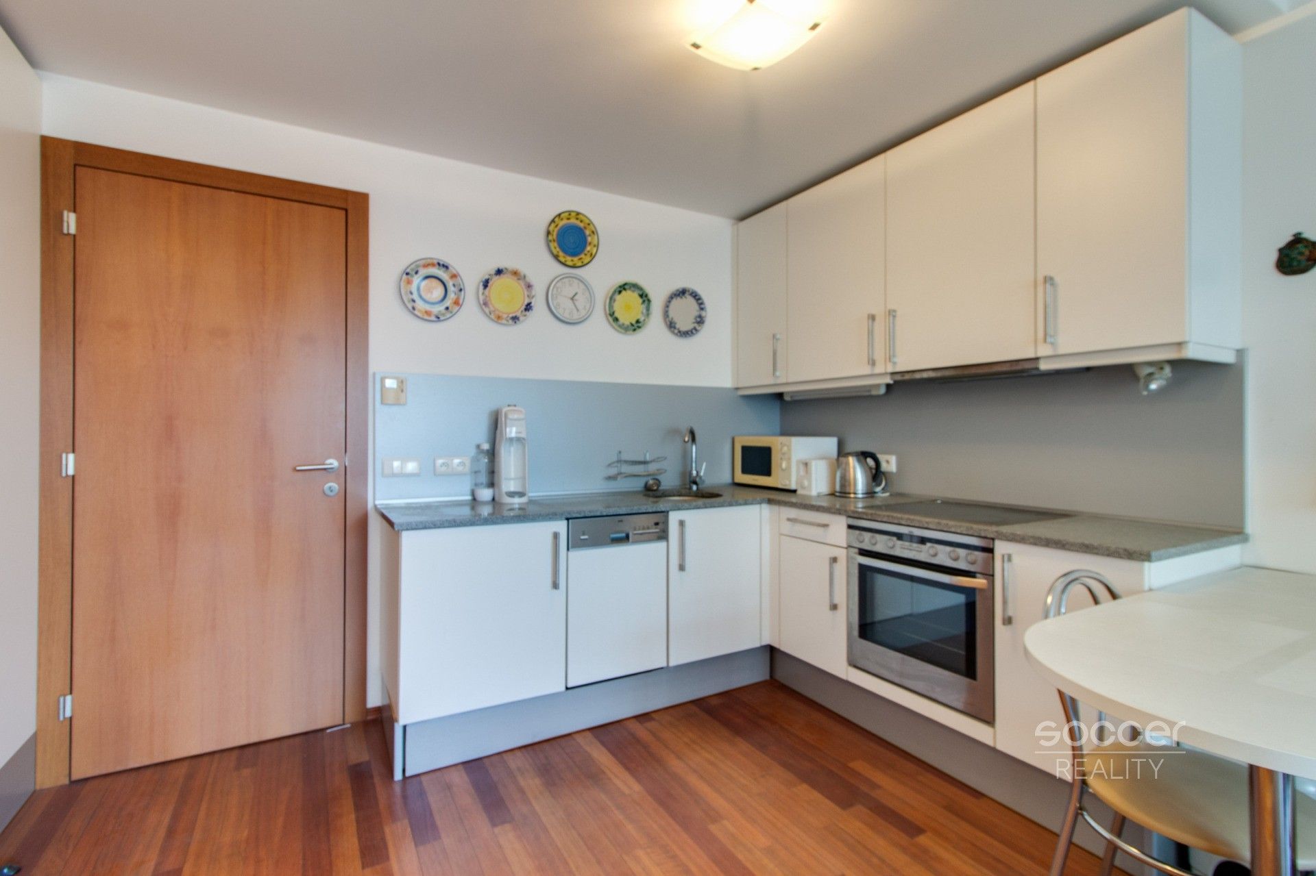 Pronájem bytu 1+kk 29 m² - foto 1