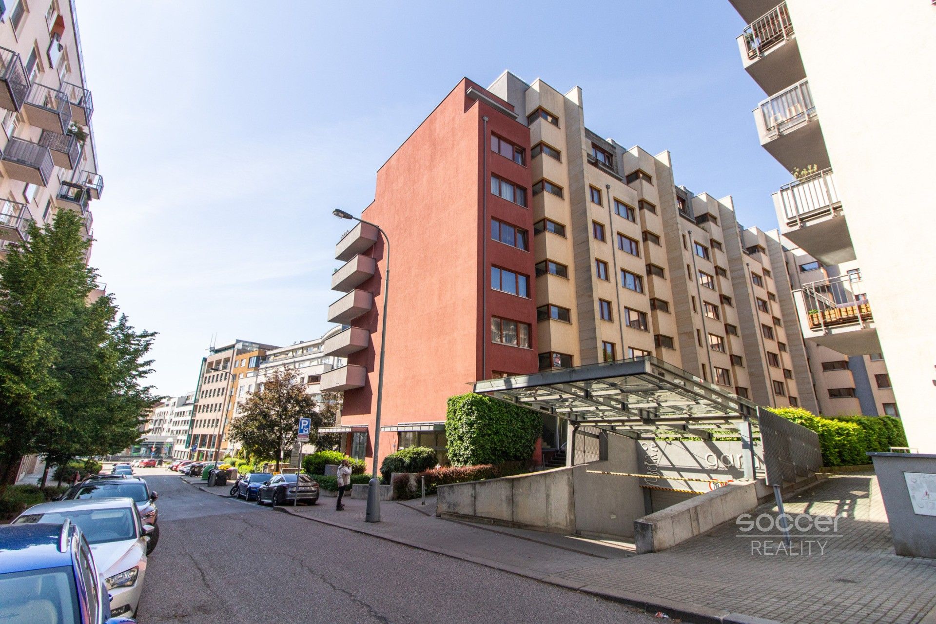 Pronájem bytu 1+kk 29 m² - foto 11