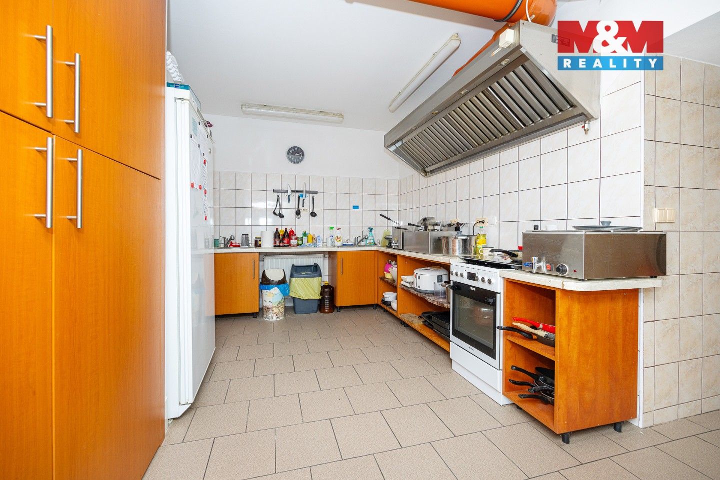 Prodej komerčního prostoru 340 m² - foto 12