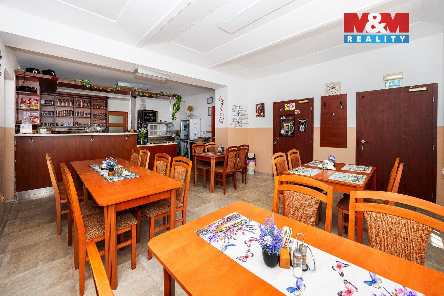 Prodej komerčního prostoru 340 m² - foto 9