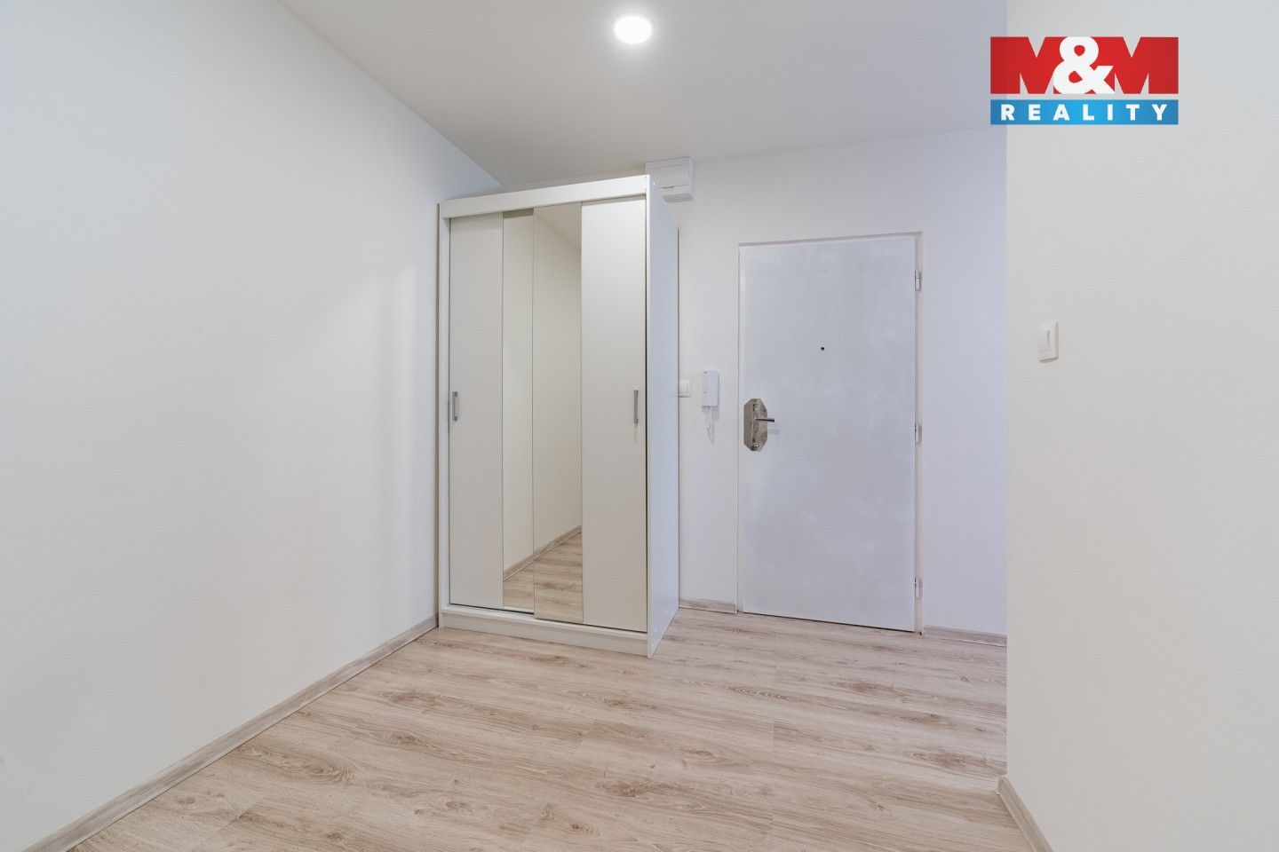 Prodej bytu 2+1 61 m² - foto 14