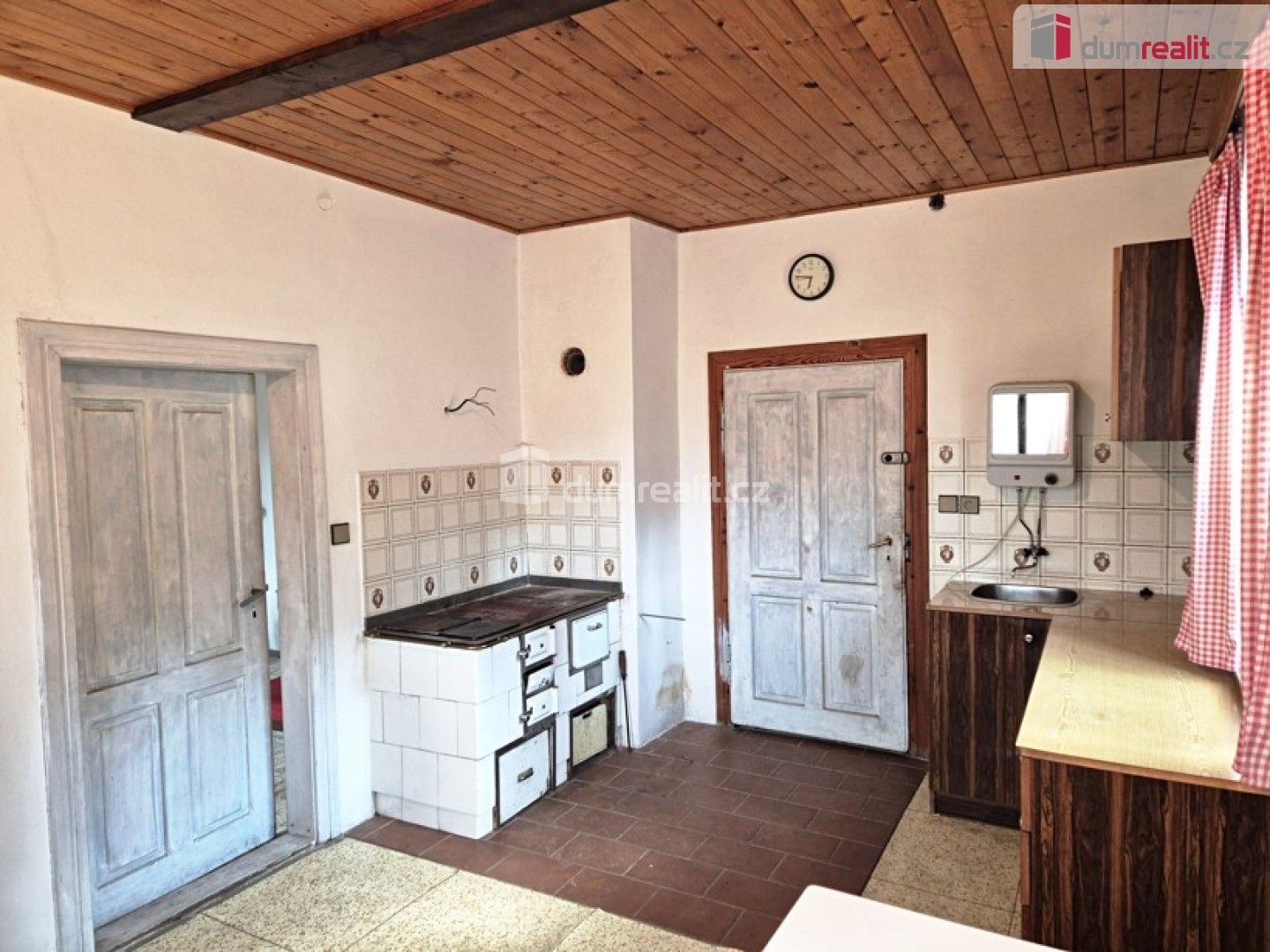 Prodej nemovitosti 218 m² - foto 5