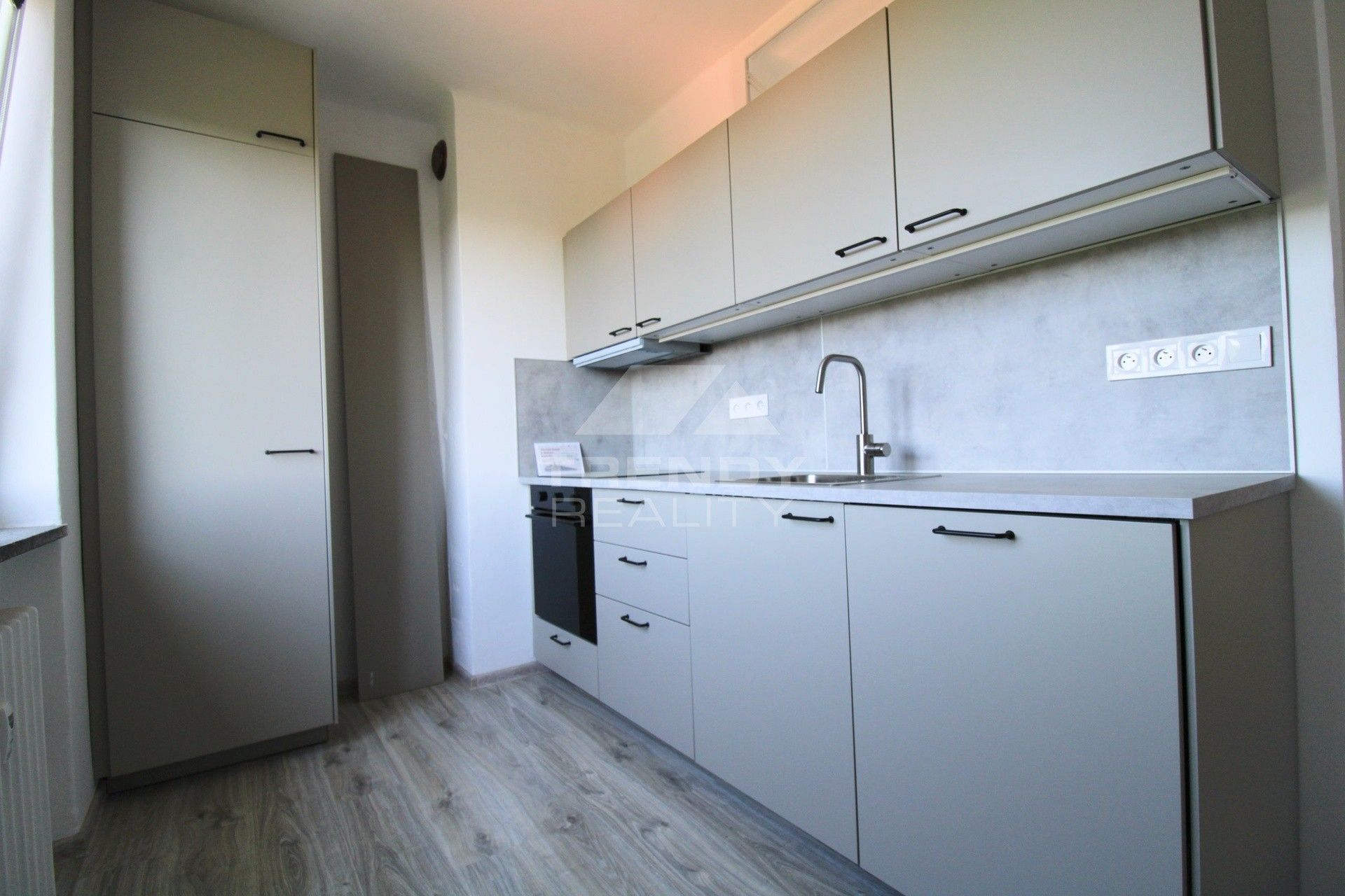 Pronájem bytu 2+1 52 m² - foto 2