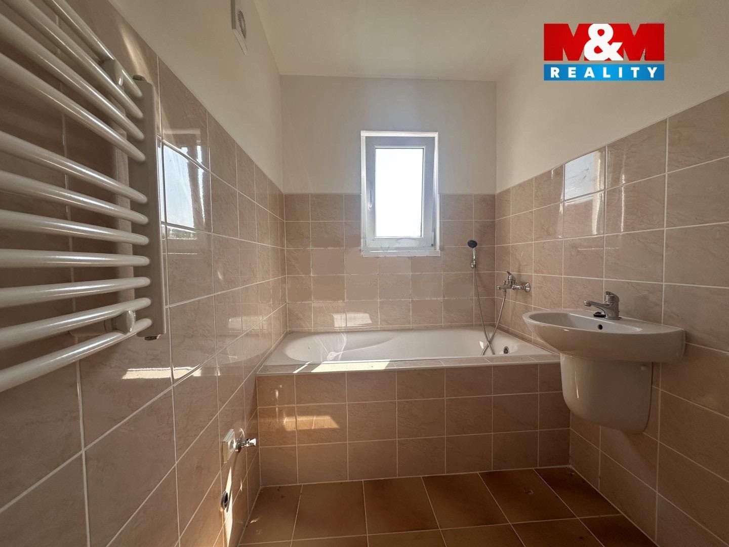Prodej nemovitosti 44 m² - foto 4