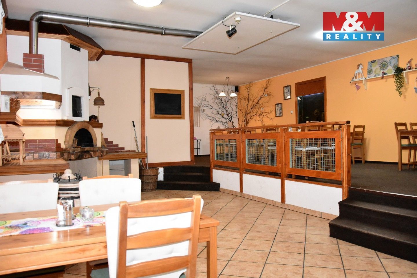 Prodej komerčního prostoru 530 m² - foto 7