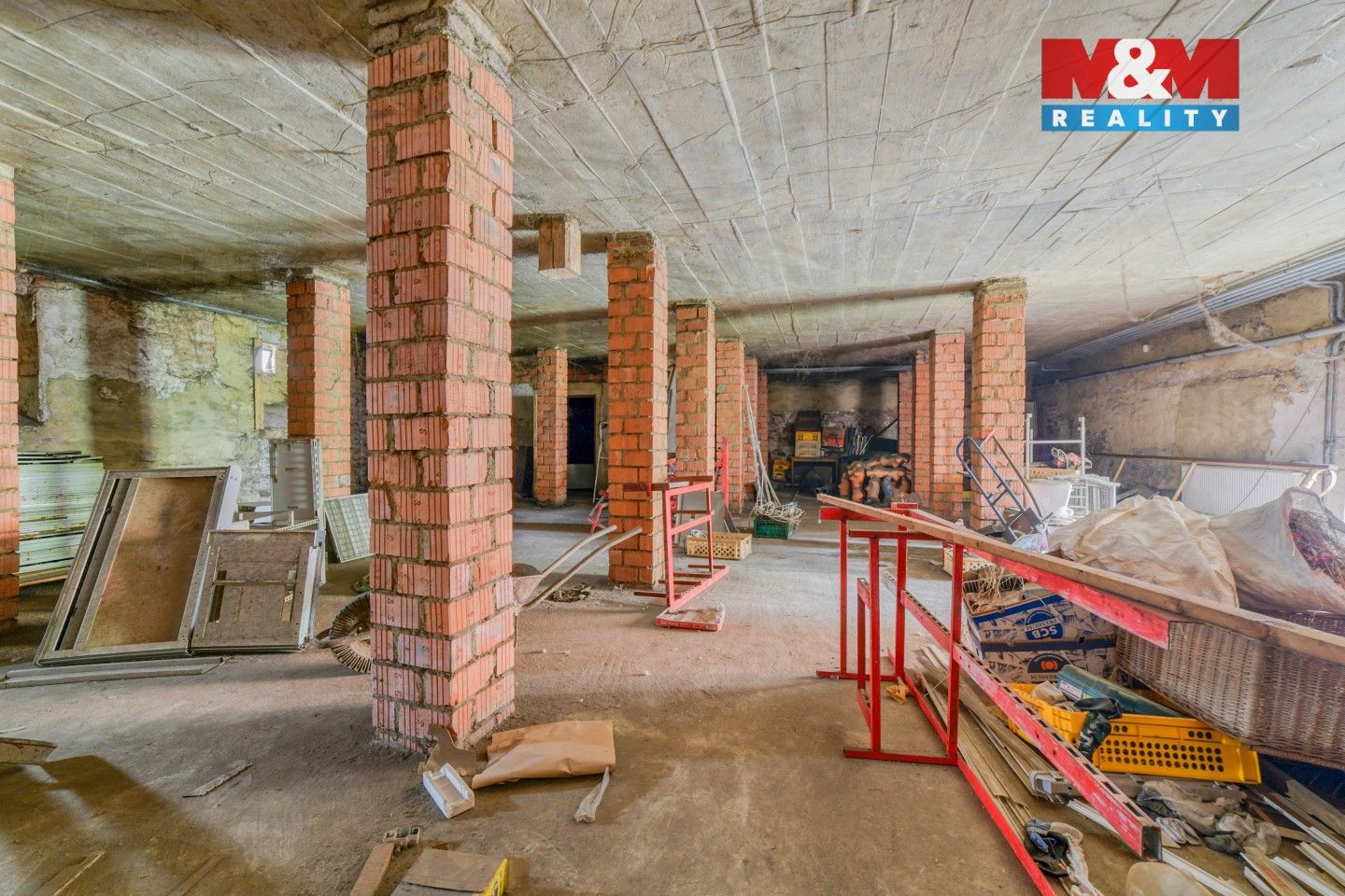 Prodej komerčního prostoru 845 m² - foto 18