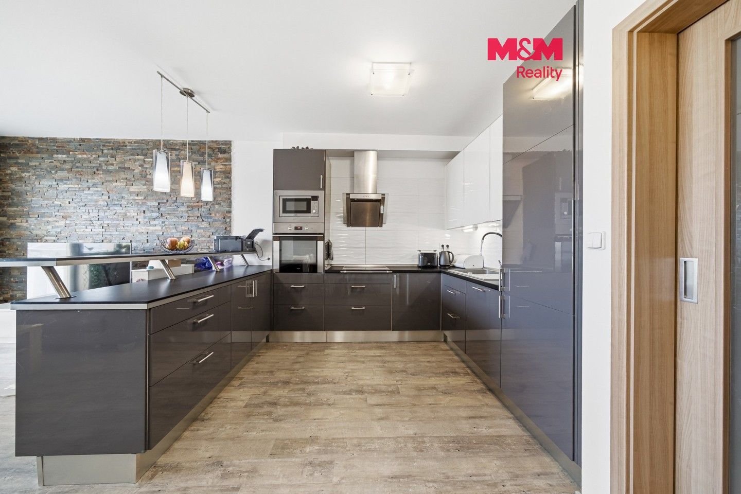 Prodej bytu 3+kk 75 m² - foto 1
