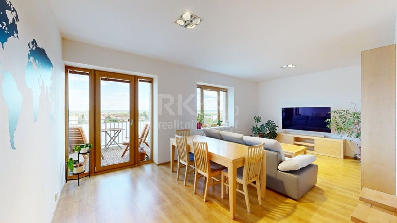 Prodej bytu 4+kk 104 m² - foto 1